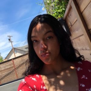 Meet your Posher, Valeria